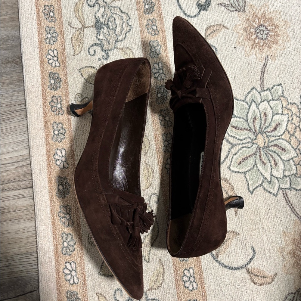 Vintage Manolo Blahnik kitten heels